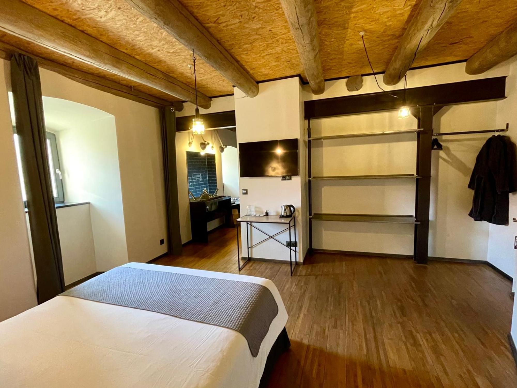 Domaine De La Planche De Melussac Bed & Breakfast Cussac-sur-Loire Ngoại thất bức ảnh